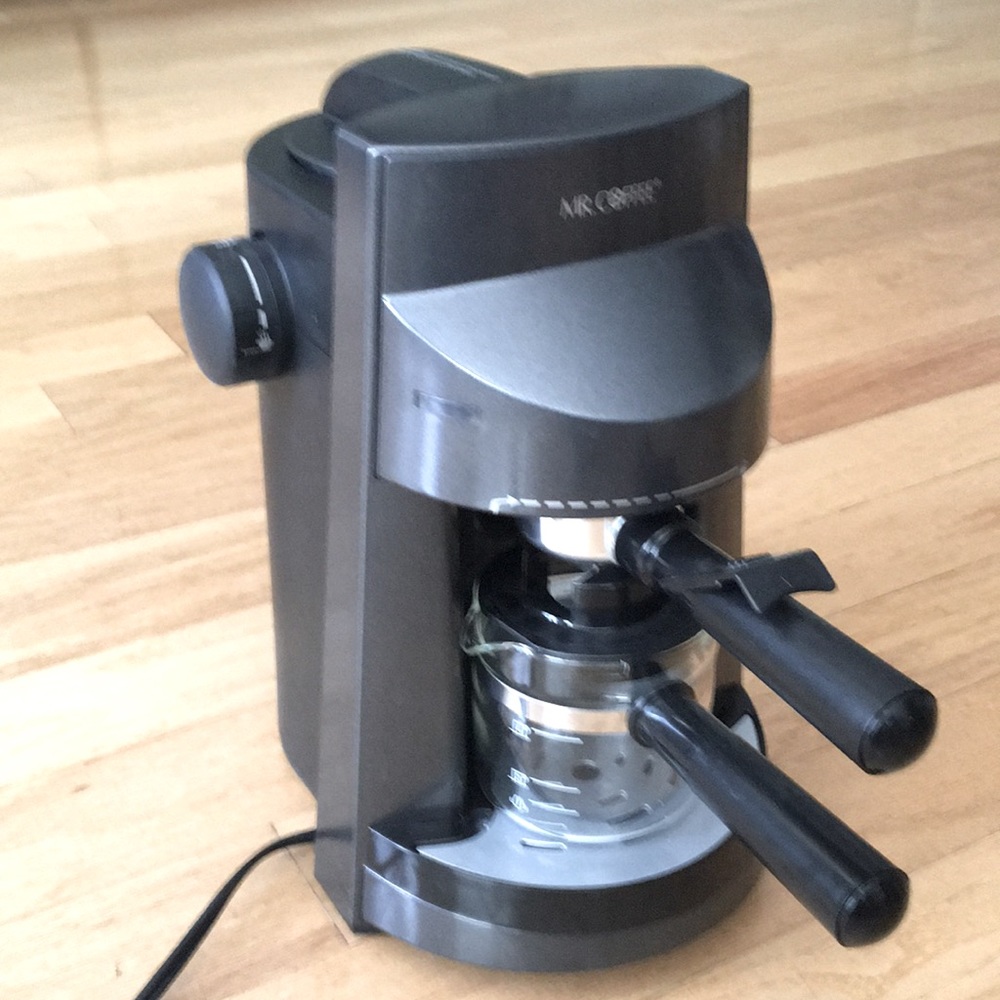 MR. COFFEE 4-Shot Steam Espresso Maker